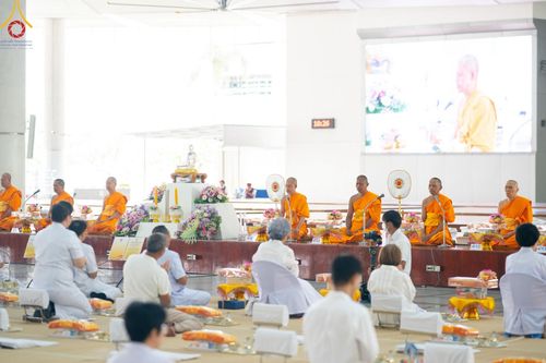 ภาพ No.212605:วันพฤหัสบดีที่ 20 มีนาคม พ.ศ. 2568 พิธีเจริญพระพุทธมนต์ เนื่องในอายุวัฒนมงคลครบ 74 ปี พระภาวนาธรรมวิเทศ วิ. (ภูเบศ ฌานาภิญโญ) ณ หอฉันคุณยายฯ วัดพระธรรมกาย