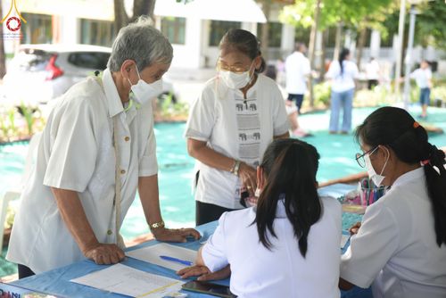 ภาพ No.100993:พิธีตัดปอยผมและปลงผมธรรมทายาท โครงการอุปสมบทบูชาธรรมมหาปูชนียาจารย์ พ.ศ. 2566 ณ ศูนย์อบรมจังหวัดสระบุรี วันเสาร์ที่ 2 ธันวาคม พ.ศ. 2566