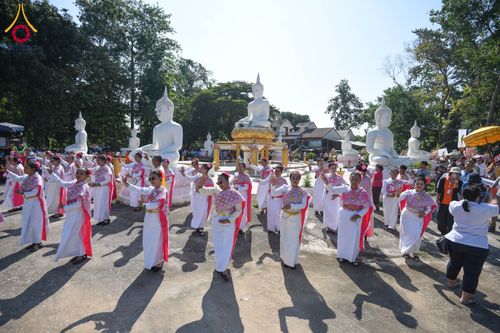 ภาพ No.183141:พิธีทอดกฐิน ณ วัดวาลุการาม จ.สระบุรี ในโครงการทอดกฐินสามัคคีทั่วไทย 30,000 วัด บูชาธรรม 80 ปี หลวงพ่อธัมมชโย โดยคณะศิษยานุศิษย์วัดพระธรรมกาย วันที่ 12 พฤศจิกายน พ.ศ. 2567