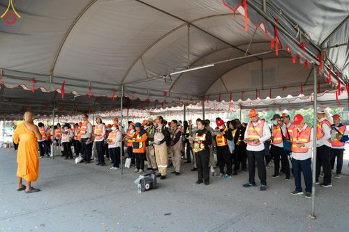 ภาพ No.111559:V.10 เก่งกล้า การเตรียมงาน เก็บงาน การรับบุญของเจ้าหน้าที่หน่วยงานต่างๆ เพื่อโครงการธรรมยาตรา กตัญญูบูชามหาปูชนียาจารย์ พระมงคลเทพมุนี (สด จนฺทสโร) พระผู้ปราบมาร อนุสรณ์สถาน 7 แห่ง ปีที่ 12 ระหว่างวันที่ 2 - 31 มกราคม พ.ศ.2567