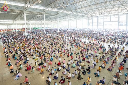 ภาพ No.178149:พิธีทอดผ้าป่าไทย-เมียนมา ครั้งที่ 7 วันอาทิตย์ที่ 1 ธันวาคม พ.ศ.2567 ณ สภาธรรมกายสากล  พระมหาธรรมกายเจดีย์ วัดพระธรรมกาย จ.ปทุมธานี