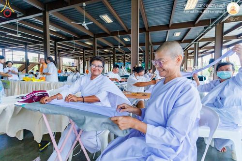 ภาพ No.152030:โครงการอบรมอุบาสก อุบาสิกาแก้ว ตัวแทนทอดกฐิน 30,000 วัด ทั่วไทย ระหว่างวันที่ 6-8 กันยายน พ.ศ. 2567 ณ ศูนย์อบรมเยาวชนกาญจนบุรี