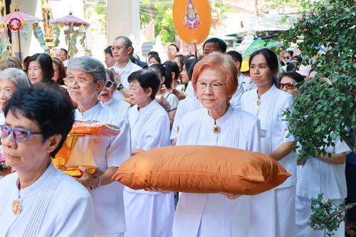 ภาพ No.178623:พิธีทอดกฐิน ณ วัดบางยี่ขัน แขวงบางยี่ขัน เขตบางพลัด กรุงเทพฯ ในโครงการกฐินสามัคคีทั่วไทย 30,000 วัด บูชาธรรม 80 ปี หลวงพ่อธัมมชโย โดยคณะศิษยานุศิษย์วัดพระธรรมกาย วันที่ 2 พฤศจิกายน พ.ศ. 2567