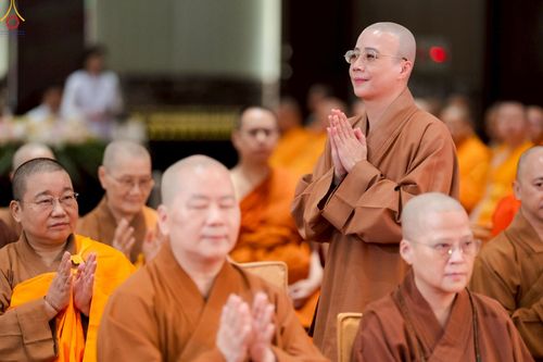ภาพ No.271399:วันอาทิตย์ที่ 26 ตุลาคม พ.ศ. 2568 พิธีกล่าวสุนทรพจน์รวมสงฆ์ 3 นิกาย  ในวาระครบรอบ 30 ปีวัดพระธรรมกายไทเป