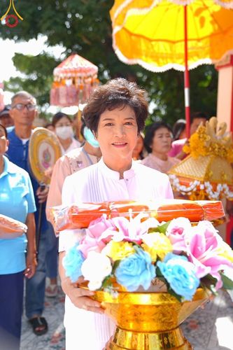 ภาพ No.173584:พิธีทอดกฐิน ณ วัดปู่บัว จ.สุพรรณบุรี ในโครงการกฐินสามัคคีทั่วไทย 30,000 วัด บูชาธรรม 80 ปี หลวงพ่อธัมมชโย โดยคณะศิษยานุศิษย์วัดพระธรรมกาย วันที่ 27 ตุลาคม พ.ศ. 2567