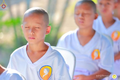 ภาพ No.135615:พิธีขอขมารับผ้าไตร , พิธีบรรพชา ในโครงการบรรพชาสามเณร ฟื้นฟูพระพุทธศาสนาทั่วไทย  ณ ศูนย์ปฏิบัติธรรมสวนผึ้ง จ.ราชบุรี วันที่ 4 เมษายน พ.ศ. 2567