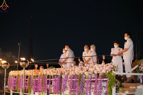 ภาพ No.124967:พิธีเวียนประทักษิณและจุดมาฆประทีป (ชุดที่ 2) ในวันมาฆบูชา เสาร์ที่ 24 กุมภาพันธ์ พ.ศ. 2567 ณ พระมหาธรรมกายเจดีย์ วัดพระธรรมกาย