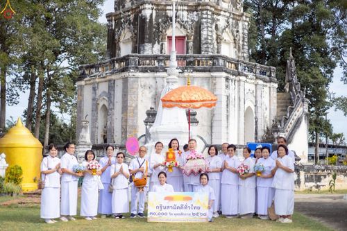 ภาพ No.264942:วันที่ 23 ตุลาคม พ.ศ. 2568 พิธีทอดกฐินสามัคคีทั่วไทย 30,000 วัด โดยคณะศิษยานุศิษย์ บูชาธรรม 81 ปี หลวงพ่อธัมมชโย ณ วัดจุฬามุนี อำเภอโพธิ์ทอง จังหวัดอ่างทอง