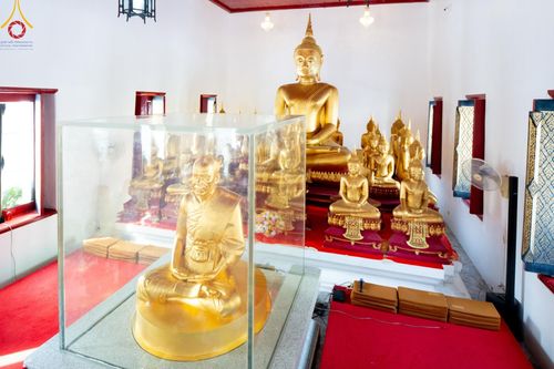 ภาพ No.162681:โครงการกฐินสามัคคีทั่วไทย 30,000 วัด บูชาธรรม 80 ปี หลวงพ่อธัมมชโย โดย คณะศิษยานุศิษย์วัดพระธรรมกาย ณ วัดโบสถ์บน จ.นนทบุรี วันที่ 19 ตุลาคม พ.ศ. 2567