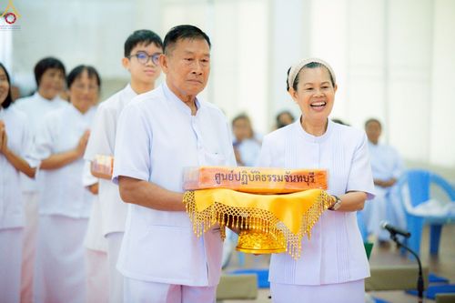 ภาพ No.255372:วันที่ 13 ตุลาคม พ.ศ. 2568 พิธีทอดกฐินสถาปนาอาคารเศรษฐีถาวร อาคารที่พักผู้มาปฏิบัติธรรม ณ ศูนย์ปฏิบัติธรรมจันทบุรี