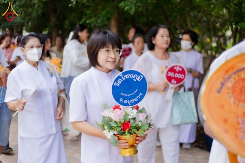 ภาพ No.171546:พิธีทอดกฐิน ณ วัดไชยภูมิ จ.อยุธยา ในโครงการกฐินสามัคคีทั่วไทย 30,000 วัด บูชาธรรม 80 ปี หลวงพ่อธัมมชโย โดยคณะศิษยานุศิษย์วัดพระธรรมกาย วันที่ 26 ตุลาคม พ.ศ. 2567