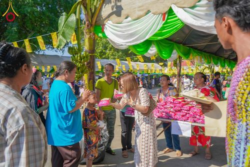 ภาพ No.182853:พิธีทอดกฐิน ณ วัดท่ามะปราง อ.แก่งคอย จ.สระบุรี ในโครงการทอดกฐินสามัคคีทั่วไทย 30,000 วัด บูชาธรรม 80 ปี หลวงพ่อธัมมชโย โดยคณะศิษยานุศิษย์วัดพระธรรมกาย วันที่ 10 พฤศจิกายน พ.ศ. 2567