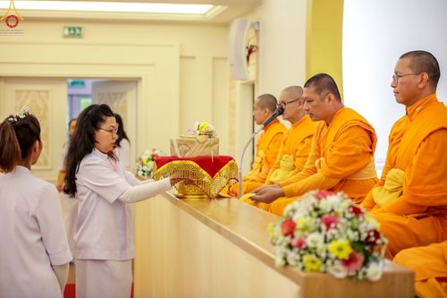 ภาพ No.92553:พิธีทอดกฐินสามัคคี ณ วัดพระธรรมกายฮัมบวร์ค เยอรมนี วันที่ 5 พฤศจิกายน พ.ศ. 2566