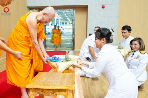 ภาพ No.207484:พิธีมอบโล่พระราชทาน สมเด็จพระกนิษฐาธิราชเจ้า กรมสมเด็จพระรัตนราชสุดาฯ สยามบรมราชกุมารี และโล่เกียรติยศโครงการตอบปัญหาธรรมะ "ทางก้าวหน้า" ครั้งที่ 42 พิธีมอบโล่วัชรเกียรติยศ โครงการตอบปัญหาศีลธรรมเพื่อสันติภาพโลก (WORLD-PEC) ครั้งที่ 18 วันที่ 12 ก.พ. 2568