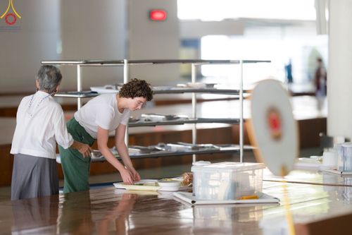 ภาพ No.102181:พิธีบุพเปตพลี ครั้งที่ 144 อุทิศบุญแด่หมู่ญาติที่ล่วงลับไปแล้ว และสืบทอดอายุพระพุทธศาสนา วันอังคารที่ 12 ธันวาคม พ.ศ. 2566 (วันพระแรม 15 ค่ำ เดือน 12) ณ หอฉันคุณยายอาจารย์ฯ วัดพระธรรมกาย