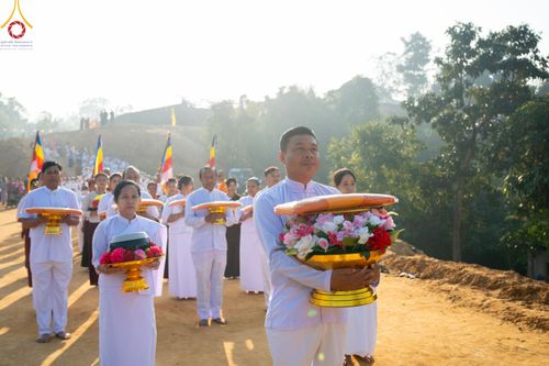 ภาพ No.130232:Photo Story ปฐมบรรพชาชาวพุทธมาร์มา Episode 3/5 วันที่ 9 กุมภาพันธ์ พ.ศ. 2567 ในโครงการบรรพชาสามเณร ครั้งแรกของชาวพุทธมาร์มา บังกลาเทศ ณ วัดธัมจักร อรัญกุฏิ เมืองรัมการ์ คาร์กาชารี บังกลาเทศ