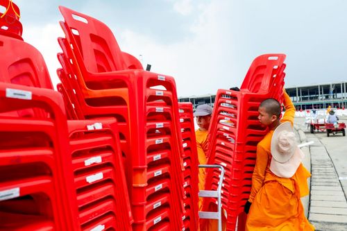 ภาพ No.218735:วันศุกร์ที่ 18 เมษายน พ.ศ. 2568 การเตรียมงานในลานธรรม , พระมหาธรรมกายเจดีย์ เพื่องานวันคุ้มครองโลก 22 เมษายน พ.ศ. 2568