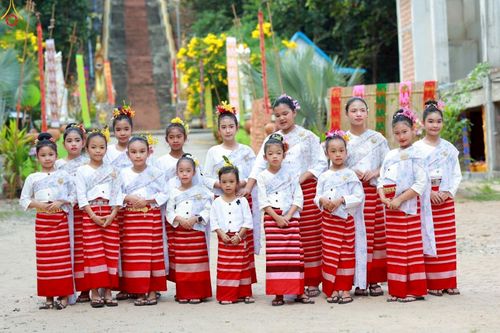 ภาพ No.270324:วันที่ 26 ตุลาคม พ.ศ. 2568 พิธีทอดกฐินสามัคคีทั่วไทย ณ วัดดอยกู่คำ ต.น้ำแพร่ อ.หางดง จ.เชียงใหม่ โดยคณะศิษยานุศิษย์ บูชาธรรม 81 ปี หลวงพ่อธัมมชโย