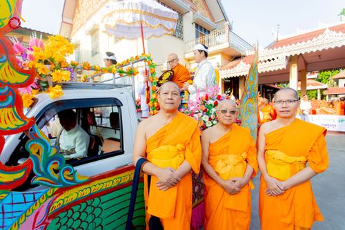 ภาพ No.224340:วันที่ 8 พฤษภาคม พ.ศ. 2568 พิธีถวายมหาสังฆทาน 101 วัด  บูชาธรรมอายุวัฒนมงคล 100 ปี สมเด็จอาชญาธรรมพระเจ้า สมเด็จพระสังฆราชแห่งคณะสงฆ์ไทยเขิน นครเชียงตุง ในนามพระครูบาไชยบูลย์ ธัมมชโย ณ วัดราชฐานหลวงเชียงยืน รัฐฉาน สาธารณรัฐแห่งสหภาพเมียนมา