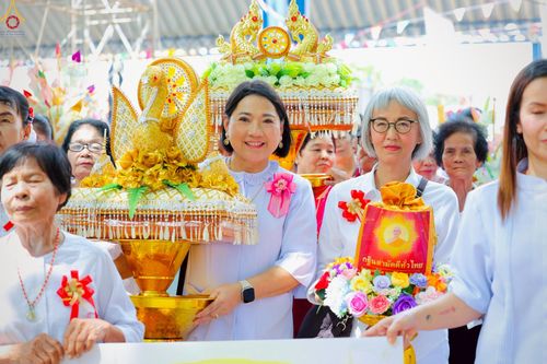 ภาพ No.265727:วันที่ 12 ตุลาคม พ.ศ. 2568 พิธีทอดกฐินสามัคคีทั่วไทย ณ วัดหลังถ้ำ ต.ท่าตูม อ.ศรีมหาโพธิ จ.ปราจีนบุรี โดยคณะศิษยานุศิษย์ บูชาธรรม 81 ปี หลวงพ่อธัมมชโย