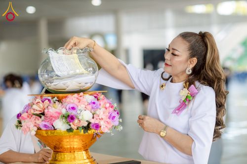 ภาพ No.265864:วันพุธที่ 5 พฤศจิกายน พ.ศ. 2568 (วันพระ ขึ้น 15 ค่ำ เดือน 12) พิธีบุพเปตพลี ครั้งที่ 172 ร่วมอุทิศบุญแด่หมู่ญาติที่ล่วงลับไปแล้ว และสืบทอดอายุพระพุทธศาสนา ณ หอฉันคุณยายอาจารย์ฯ วัดพระธรรมกาย