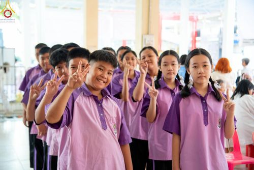 ภาพ No.192227:พิธีทอดผ้าป่าทำนุบำรุงศาสนสถาน ณ วัดเทพพล แขวงบางพรม เขตตลิ่งชัน กรุงเทพมหานคร ในโครงการธรรมยาตรา กตัญญูบูชา มหาปูชนียาจารย์ พระมงคลเทพมุนี(สด จนฺทสโร) พระผู้ปราบมาร อนุสรณ์สถาน 7 แห่ง ปีที่ 13 วันที่ 9 มกราคม พ.ศ. 2568