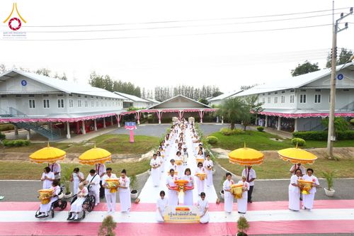 พิธีทอดกฐินกตัญญูบูชาธรรม ณ พระมหาเจดียทัตตชีโว ศูนย์อบรมเยาวชนกาญจนบุรี ในโครงการกฐินสามัคคีทั่วไทย 30,000 วัด บูชาธรรม 80 ปี หลวงพ่อธัมมชโย โดยคณะศิษยานุศิษย์วัดพระธรรมกาย วันที่ 9 พฤศจิกายน พ.ศ. 2567
