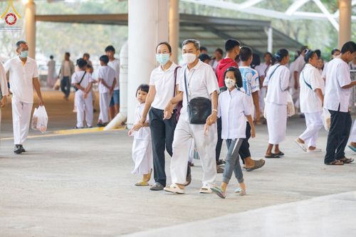 ภาพ No.126468:พิธีตักบาตร ในวันอาทิตย์ต้นเดือนที่ 3 มีนาคม พ.ศ. 2567 ณ บ้านแก้วเรือนทองคุณยายฯ วัดพระธรรมกาย