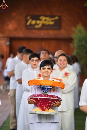 ภาพ No.149534:พิธีทอดผ้าป่ามหามงคล เพื่องานพระพุทธศาสนา , พิธีเจริญพระพุทธมนต์ และพิธีถวายสังฆทานแด่คณะสงฆ์ เนื่องในวันธรรมชัย 56 พรรษา น้อมบูชาธรรมหลวงพ่อธัมมชโย ณ ธรรมอุทยานบ้านแป้ง จ.สิงห์บุรี วันเสาร์ที่ 24 สิงหาคม พ.ศ. 2567