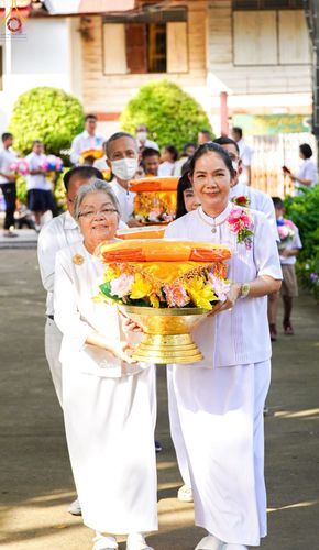 ภาพ No.93487:พิธีทอดกฐินสามัคคีทั่วไทย 5,000 วัด สร้างกุฏิที่พักสงฆ์ และอาคารปฎิบัติธรรม ณ วัดกลางธนรินทร์ ต.บ้านแป้ง อ.พรหมบุรี จ.สิงห์บุรี วันที่ 12 พฤศจิกายน พ.ศ. 2566