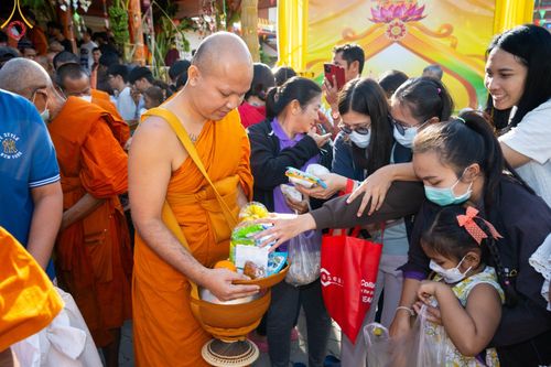 ภาพ No.96288:พิธีทอดกฐินสามัคคีทั่วไทย 5,000 วัด ณ วัดสว่างภพ จ.ปทุมธานี วันที่ 19 พฤศจิกายน พ.ศ. 2566