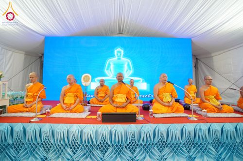 ภาพ No.168031:พิธีทอดกฐิน วัดพระธรรมกายกัวลาลัมเปอร์ ประเทศมาเลเซีย วันที่ 20 ตุลาคม พ.ศ. 2567