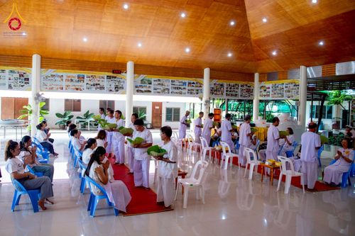 ภาพ No.276319:วันศุกร์ที่ 5 ธันวาคม 2568 (วันพ่อแห่งชาติ) พิธีบรรพชาอุปสมบทหมู่ธรรมทายาท จำนวน 14 รูป โครงการบรรพชาอุปสมบทหมู่ รุ่นบูชาธรรมมหาปูชนียาจารย์ ประจำปี 2568  ณ ศูนย์อบรมเยาวชนบางปะหัน จังหวัดพระนครศรีอยุธยา