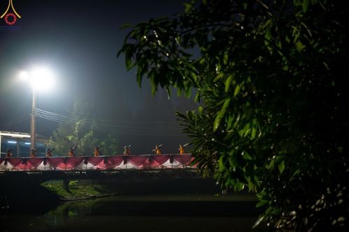 ภาพ No.108155:พระธรรมยาตราร่วมปฏิบัติธรรม และถ่ายภาพหมู่ประวัติศาสตร์ วันที่ 8 มกราคม พ.ศ. 2567  ณ อนุสรณ์สถานบางนางแท่น จ.นครปฐม