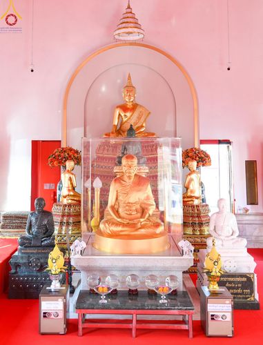 ภาพ No.189525:พิธีทอดผ้าป่าทำนุบำรุงศาสนสถาน ในโครงการธรรมยาตรา กตัญญูบูชา มหาปูชนียาจารย์ พระมงคลเทพมุนี(สด จนฺทสโร) พระผู้ปราบมาร อนุสรณ์สถาน 7 แห่ง ปีที่ 13 ณ วัดสองพี่น้อง ต.ต้นตาล อ.สองพี่น้อง จ.สุพรรณบุรี วันที่ 5 มกราคม พ.ศ. 2568