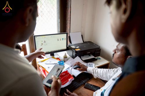 ภาพ No.230995:วันที่ 1 กรกฎาคม พ.ศ. 2568 โครงการบรรพชาสามเณร 300 รูป ถวายเป็นพุทธบูชา  วันอาสาฬหบูชา ณ จุดกำเนิดพระรัตนตรัย  ต้นแหล่งธัมมจักกัปปวัตตนสูตร เมืองพาราณสี  สารนาถ ประเทศอินเดีย