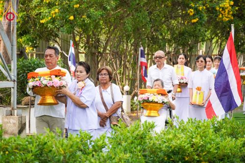 ภาพ No.174747:พิธีทอดกฐินสามัคคี ธรรมอุทยานบ้านแป้ง อำเภอพรหมบุรี จังหวัดสิงห์บุรี ในโครงการกฐินสามัคคีทั่วไทย 30,000 วัด บูชาธรรม 80 ปี หลวงพ่อธัมมชโย โดยคณะศิษยานุศิษย์วัดพระธรรมกาย วันที่ 26 ตุลาคม พ.ศ. 2567