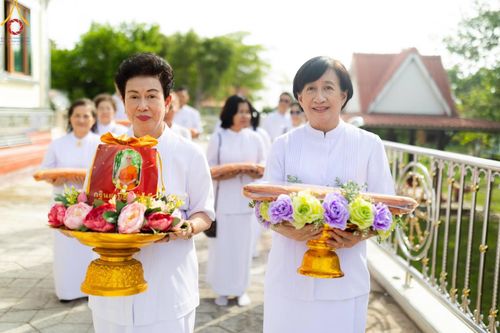 ภาพ No.179489:พิธีทอดกฐิน ณ วัดพุทธสันติธรรม จ.นครปฐม ในโครงการกฐินสามัคคีทั่วไทย 30,000 วัด บูชาธรรม 80 ปี หลวงพ่อธัมมชโย โดยคณะศิษยานุศิษย์วัดพระธรรมกาย วันที่ 26 ตุลาคม พ.ศ. 2567