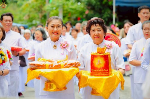 ภาพ No.270265:วันที่ 28 ตุลาคม พ.ศ. 2568 พิธีทอดกฐินสามัคคีทั่วไทย ณ สำนักสงฆ์เทพพิทักษ์ผล ต.แสนสุข อ.เมืองชลบุรี จ.ชลบุรี โดยคณะศิษยานุศิษย์ บูชาธรรม 81 ปี หลวงพ่อธัมมชโย