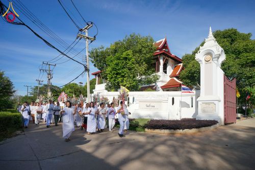 ภาพ No.171887:พิธีทอดกฐินสร้างพระเจดีย์ ประดิษสถานพระบรมสารีริกธาตุ ณ วัดกิ่วลม อ.ฮอด จ.เชียงใหม่ ในโครงการกฐินสามัคคีทั่วไทย 30,000 วัด บูชาธรรม 80 ปี หลวงพ่อธัมมชโย โดยคณะศิษยานุศิษย์วัดพระธรรมกาย วันที่ 26 ตุลาคม พ.ศ. 2567