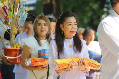 ภาพ No.183417:พิธีทอดกฐิน ณ ศูนย์ปฎิบัติธรรมวังเจ้า จ.ตาก ในโครงการทอดกฐินสามัคคีทั่วไทย 30,000 วัด บูชาธรรม 80 ปี หลวงพ่อธัมมชโย โดยคณะศิษยานุศิษย์วัดพระธรรมกาย วันที่ 23 ตุลาคม พ.ศ. 2567