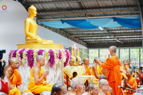 ภาพ No.140796:พิธีตักบาตรพระ 500 รูป ปีที่ 9 ณ ธุดงคสถานล้านนา อำเภอสันทราย จังหวัดเชียงใหม่ วันอาทิตย์ที่ 9 มิถุนายน พ.ศ. 2567