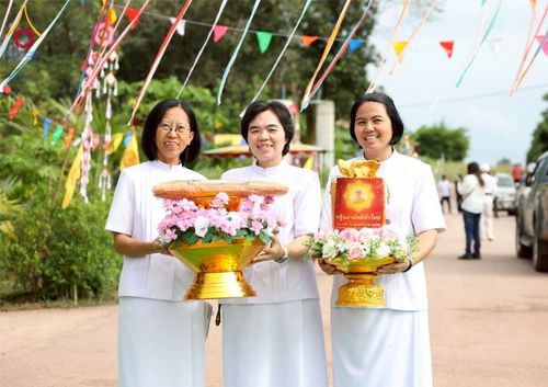 ภาพ No.274418:วันที่ 4 พฤศจิกายน พ.ศ. 2568 พิธีทอดกฐินสามัคคีทั่วไทย ณ วัดเหล่าตุ้มพัฒนาราม อ.หนองหิน จ.เลย โดยคณะศิษยานุศิษย์ บูชาธรรม 81 ปี หลวงพ่อธัมมชโย