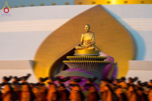 ภาพ No.116827:พระธรรมยาตราร่วมปฏิบัติธรรม และถ่ายภาพหมู่ประวัติศาสตร์ ปีที่ 12  วันที่ 21 มกราคม พ.ศ. 2567  ณ อนุสรณ์สถานบางปลา จ.นครปฐม