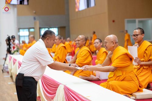 ภาพ No.351201:วันที่ 21 กันยายน พ.ศ. 2569 พิธีปิดโครงการบรรพชาพัฒนาคุณธรรม จริยธรรม  สำหรับนักเรียนนายสิบตำรวจ (นสต.) รุ่นที่ 16 ศูนย์ฝึกอบรมตำรวจภูธรภาค 1