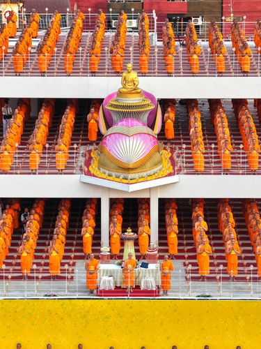 ภาพ No.302828:วันที่ 24 มกราคม พ.ศ. 2569 พิธีจุดประทีปธรรมถวายเป็นพุทธบูชา  และบูชาธรรมมหาปูชนียาจารย์  ณ อาคารธรรมยาตรา กตัญญูบูชามหาปูชนียาจารย์  ตรงข้ามวัดปากน้ำภาษีเจริญ จ.กรุงเทพมหานคร ในโครงการธรรมยาตรา กตัญญูบูชา มหาปูชนียาจารย์ พระมงคลเทพมุนี(สด จนฺทสโร) พระผู