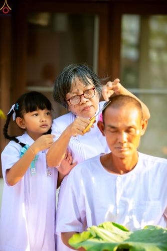 ภาพ No.319729:วันอาทิตย์ที่ 5 เมษายน พ.ศ.2569 พิธีตัดปอยผม และปลงผมนาคธรรมทายาท โครงการบรรพชาและอุปสมบทหมู่ รุ่นบูชาธรรม 82 ปี หลวงพ่อธัมมชโย