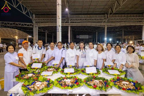 ภาพ No.306803:วันที่ 31 มกราคม พ.ศ. 2569 พิธีถวายภัตตาหารเป็นสังฆทาน แด่พระธรรมยาตรา ณ วัดพระธรรมกาย  จังหวัดปทุมธานี ในโครงการธรรมยาตรา กตัญญูบูชา มหาปูชนียาจารย์ พระมงคลเทพมุนี(สด จนฺทสโร) พระผู้ปราบมาร อนุสรณ์สถาน 7 แห่ง ปีที่ 14