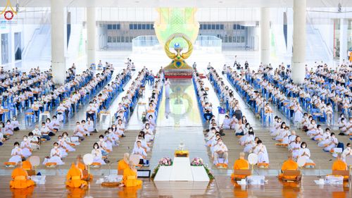 ภาพ No.78070:พิธีบุพเปตพลี ครั้งที่ 132 เพื่ออุทิศบุญกุศลแด่บรรพบุรุษผู้ล่วงลับ วันที่ 21 มีนาคม พ.ศ. 2566 ณ วัดพระธรรมกาย