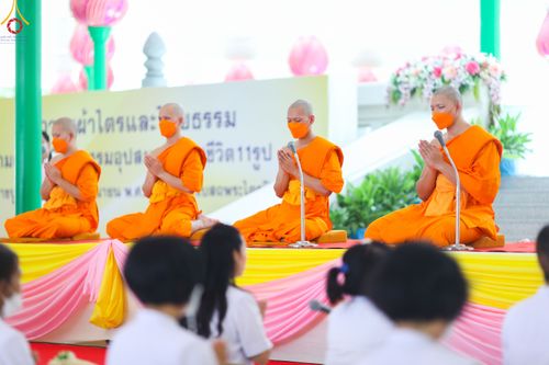 ภาพ No.81696:พิธีอุปสมบทอุทิศชีวิต สามเณรเปรียญธรรม 11 รูป ในวันวิสาขบูชา วันเสาร์ที่ 3 มิถุนายน 2566 ณ อุโบสถพระไตรปิฎก วัดพระธรรมกาย จ.ปทุมธานี